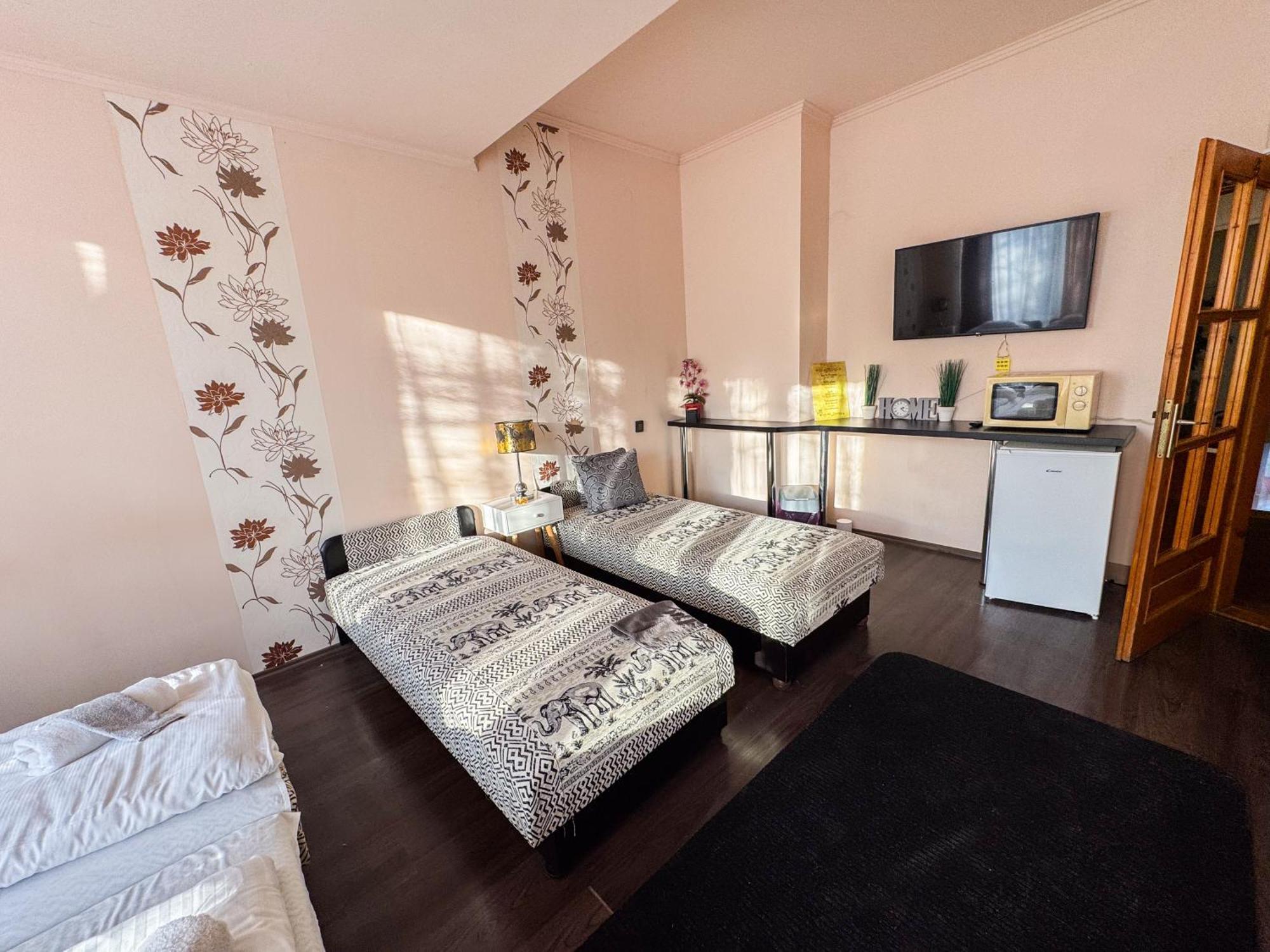 Hotel Ejjelibagoly Vendeghaz Szentes Exteriér fotografie