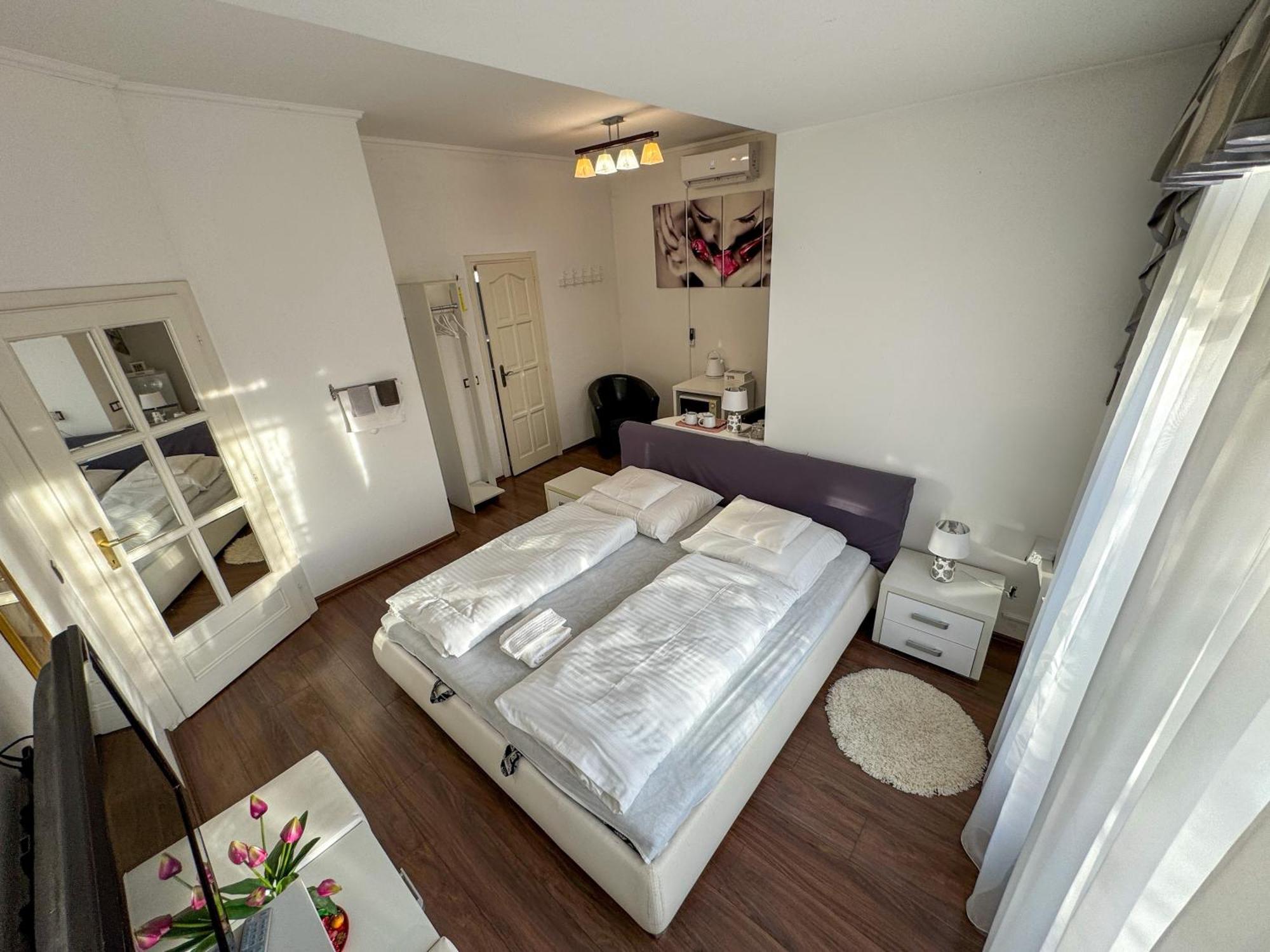 Hotel Ejjelibagoly Vendeghaz Szentes Exteriér fotografie