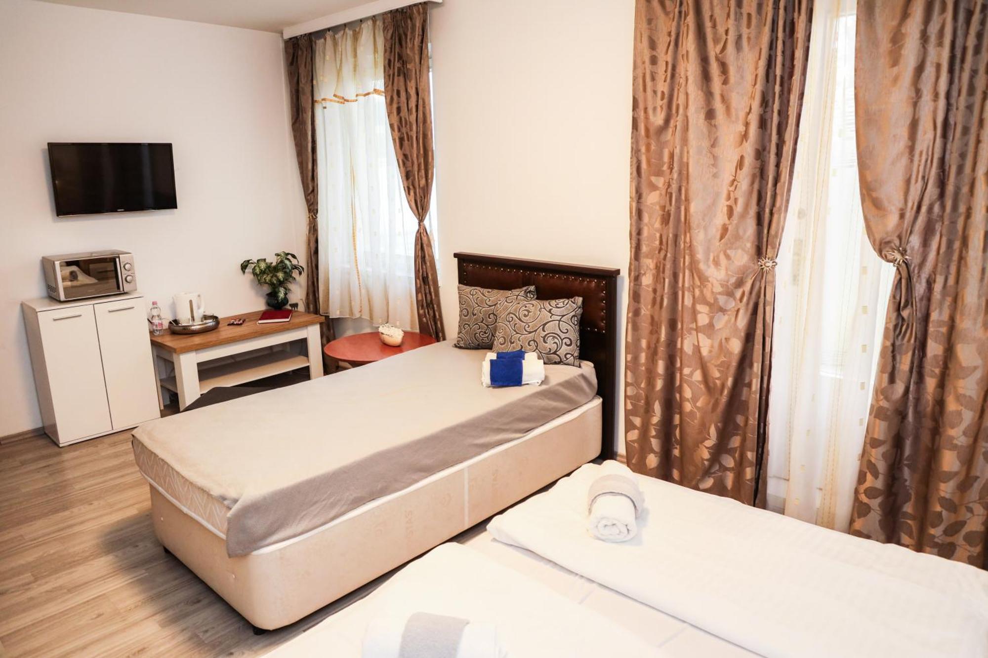 Hotel Ejjelibagoly Vendeghaz Szentes Exteriér fotografie